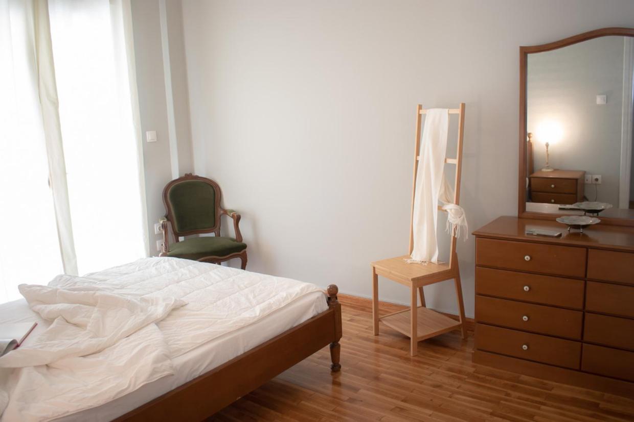 Apartment Vresthenis Athena Bagian luar foto